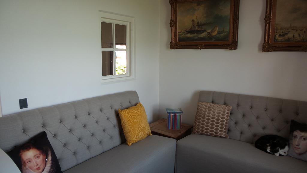 Rechthuis Van Zouteveen Bed & Breakfast 4*