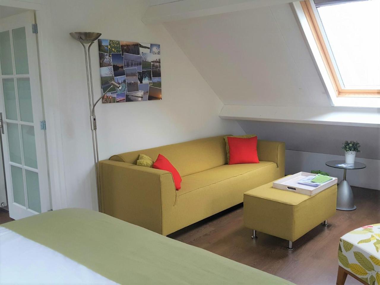 Bed & Breakfast Rechthuis Van Zouteveen